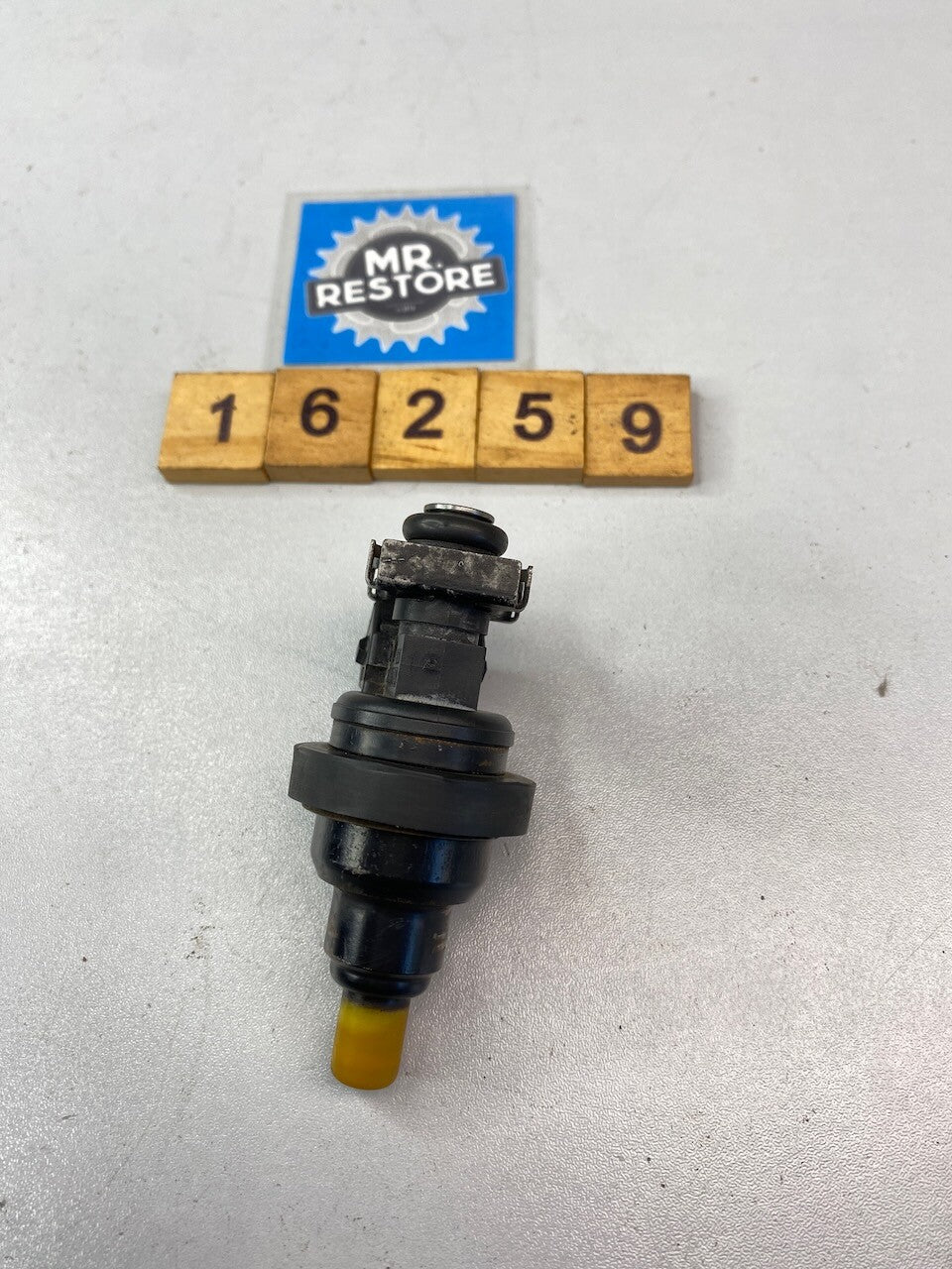 BMW R1100 R850 RT RS R GS Injection Injector Valve 13641341352