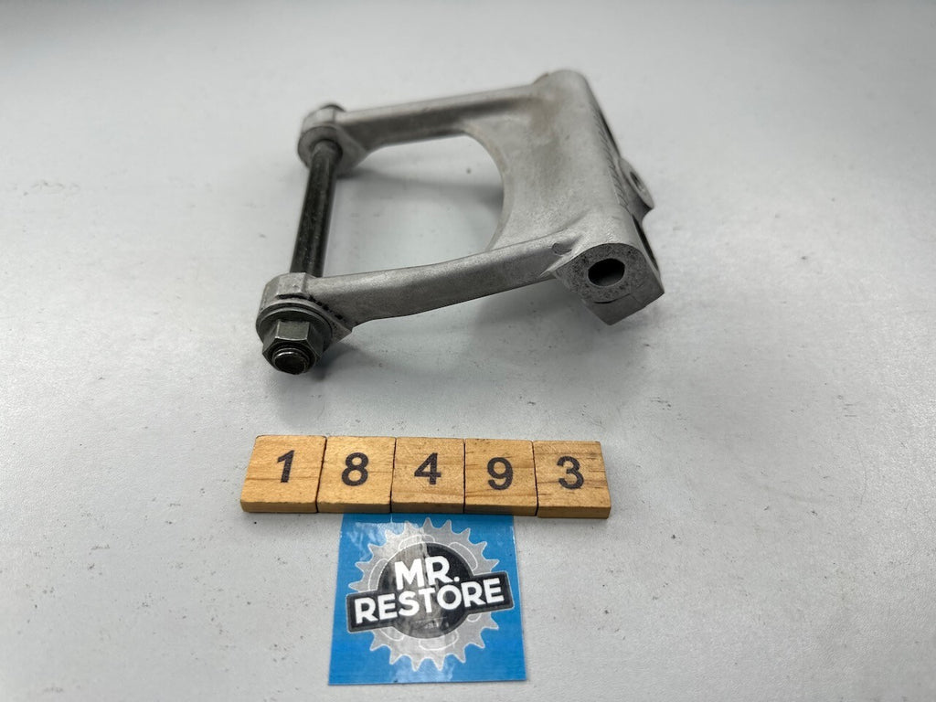 Yamaha TRX850 1995-99 Lower Engine Bracket 4NX-21489