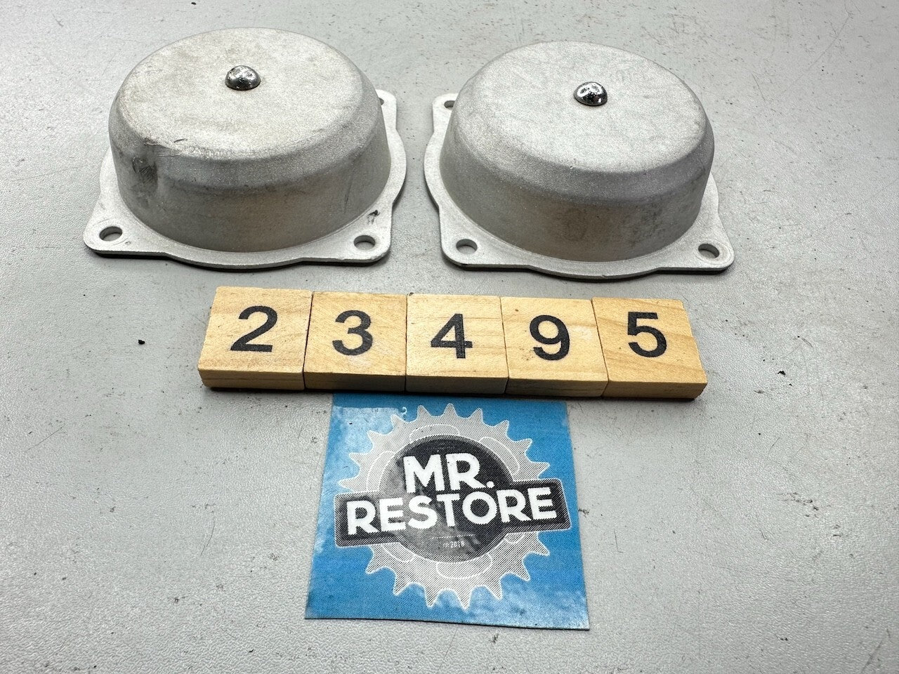 Kawasaki ZX750 Ninja 750 GPX750R Carburettor Top Cover Mixing Chamber (x2)