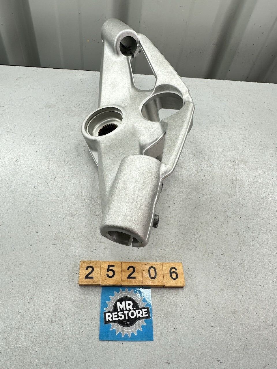 BMW K1300R K1200R Handlebar Control Arm Bridge Fork Crown 32717699461