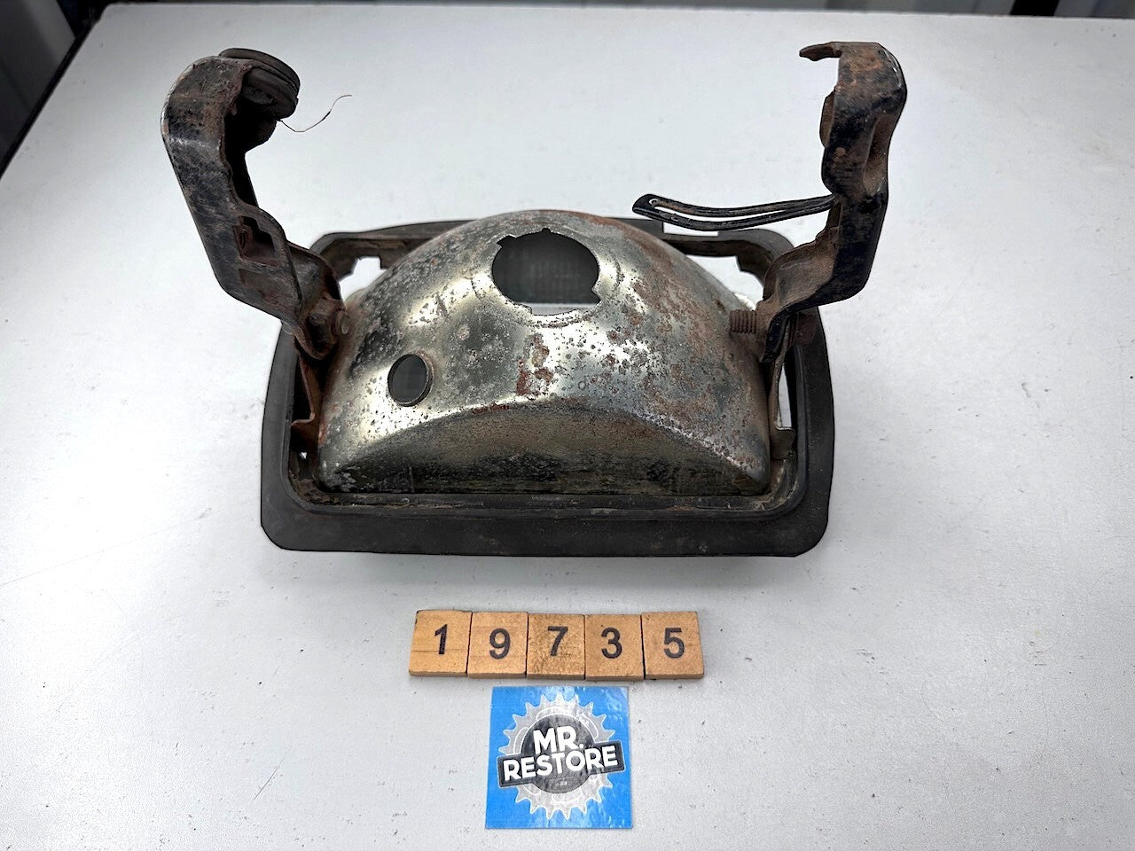 Honda XR250R OEM Headlight & Mounts Original Stanley Lens 33100-KY7-670