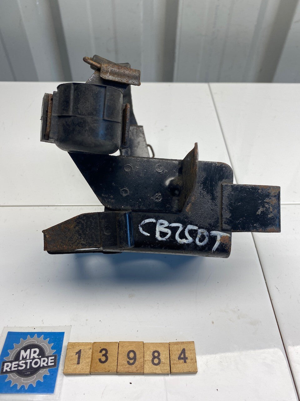 Honda CB250T Battery Holder Box