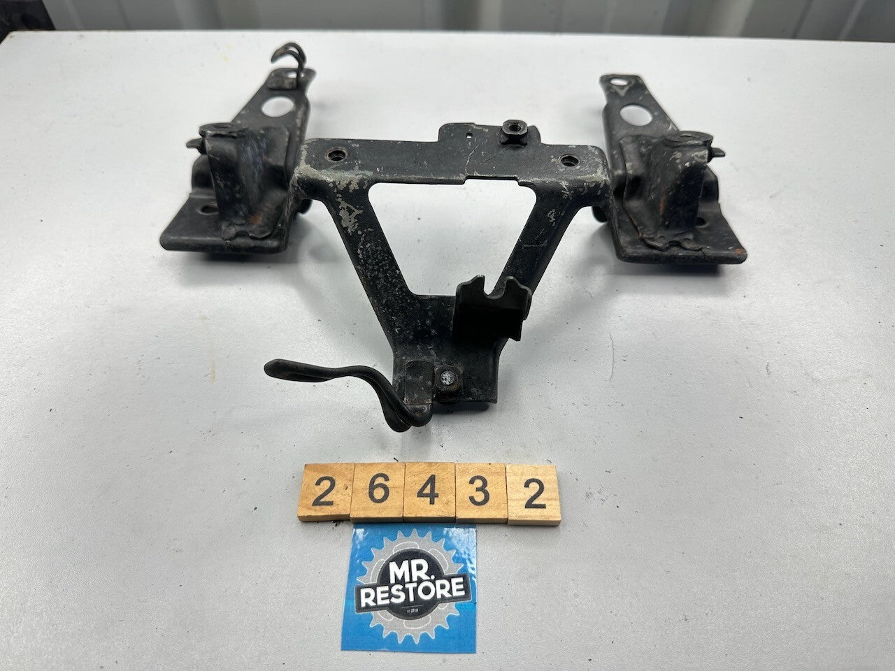 Honda VF1000 F '85' Rear Fender Bracket Stay 80200-MB6-630