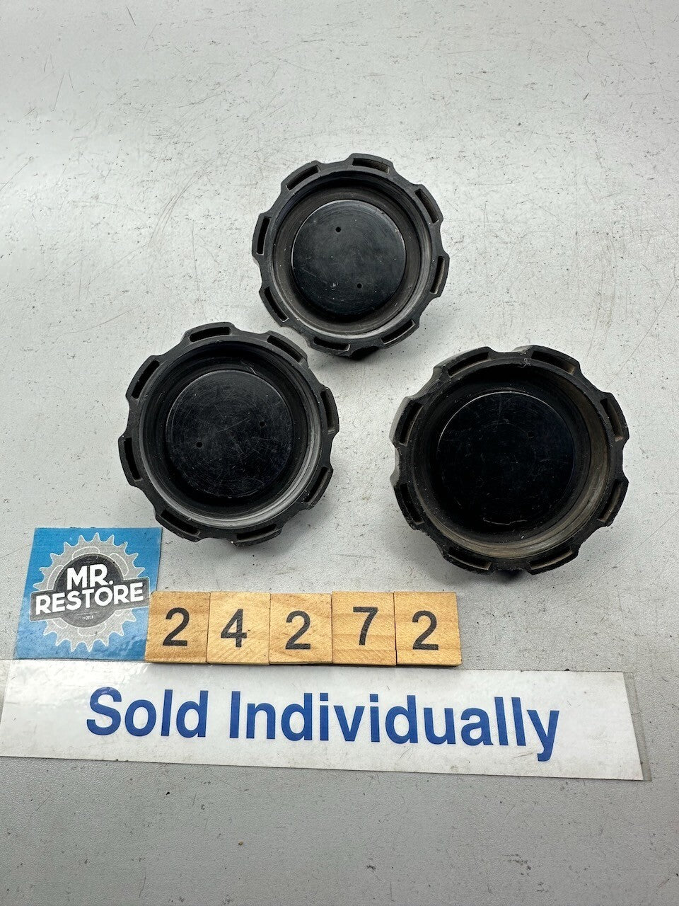 Yamaha XT500 TZ250 TT500 TY250 DT250 DT175 DT125 OEM Fuel Tank Cap