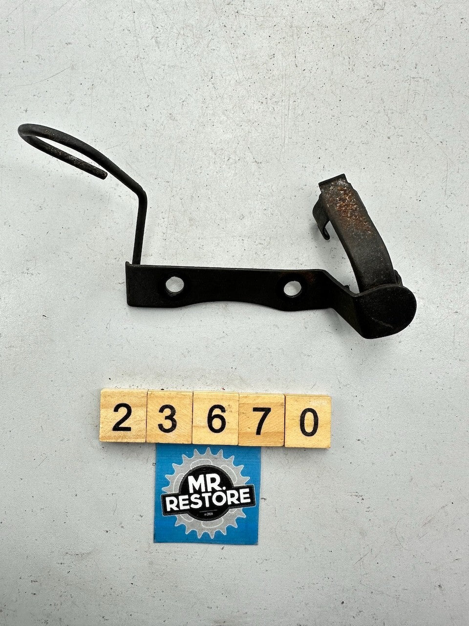 Kawasaki ZZR250 EX250 '90-07' Front Master Cylinder Bracket 11047-1125