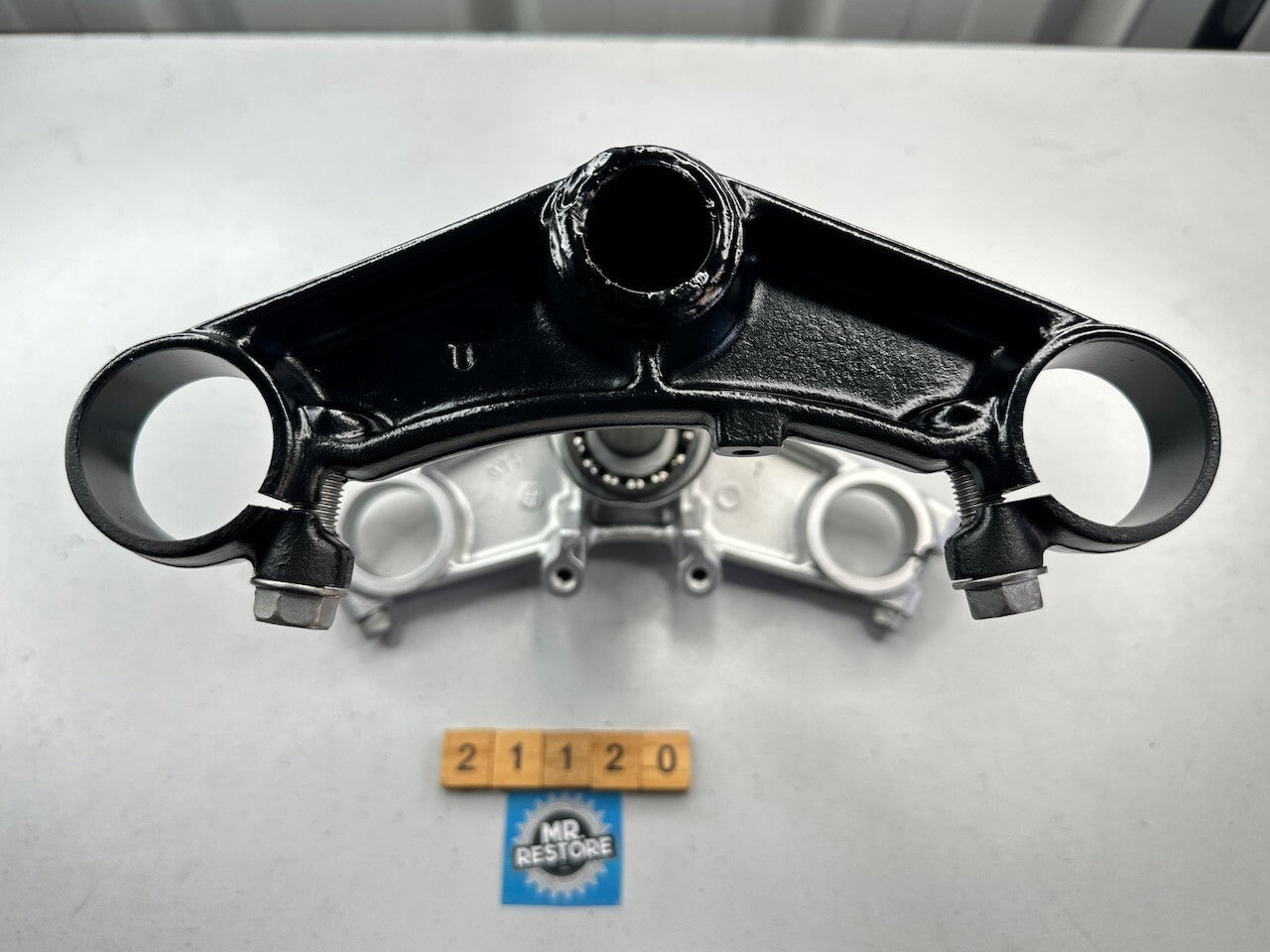 Honda CBR250R MC19 Fork Triple Tree Clamp - (reconditioned)
