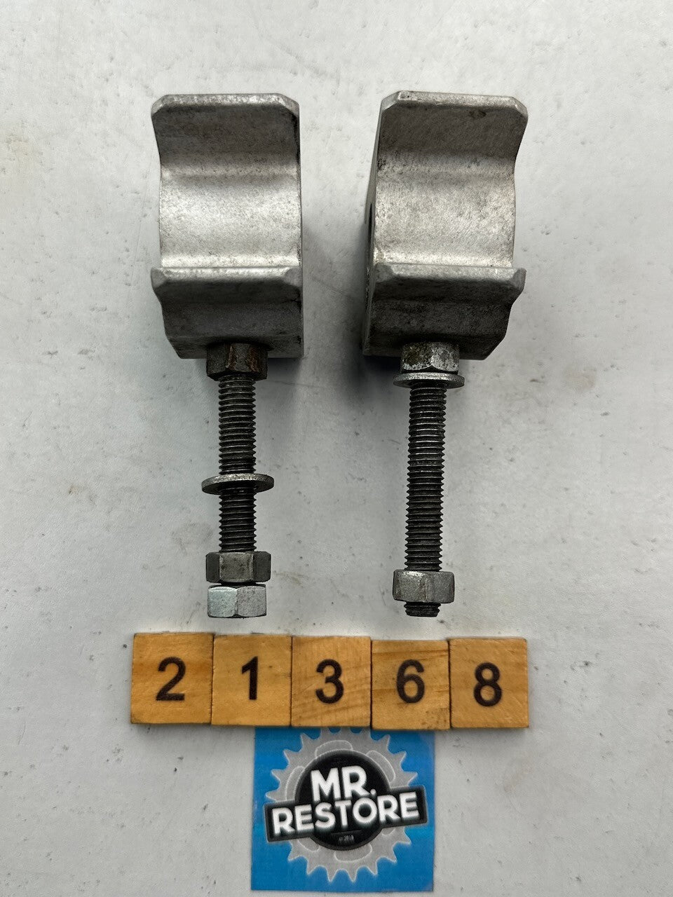 Yamaha TZR250 1986-88 1KT 2MA Pair of Chain Pullers & Bolts 1KT-25388