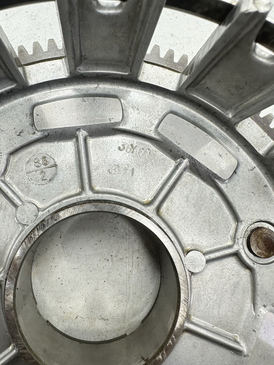 Yamaha FJ1100 '84-85' Clutch Basket 36Y-16150