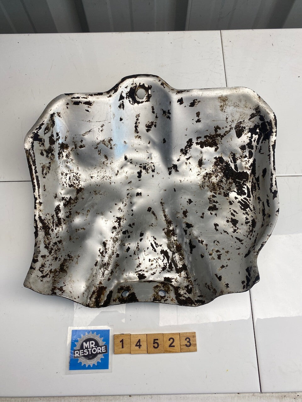 Kawasaki KLR600 1984-94 OEM Bash Guard Engine Protector Skid Plate 55020-1184