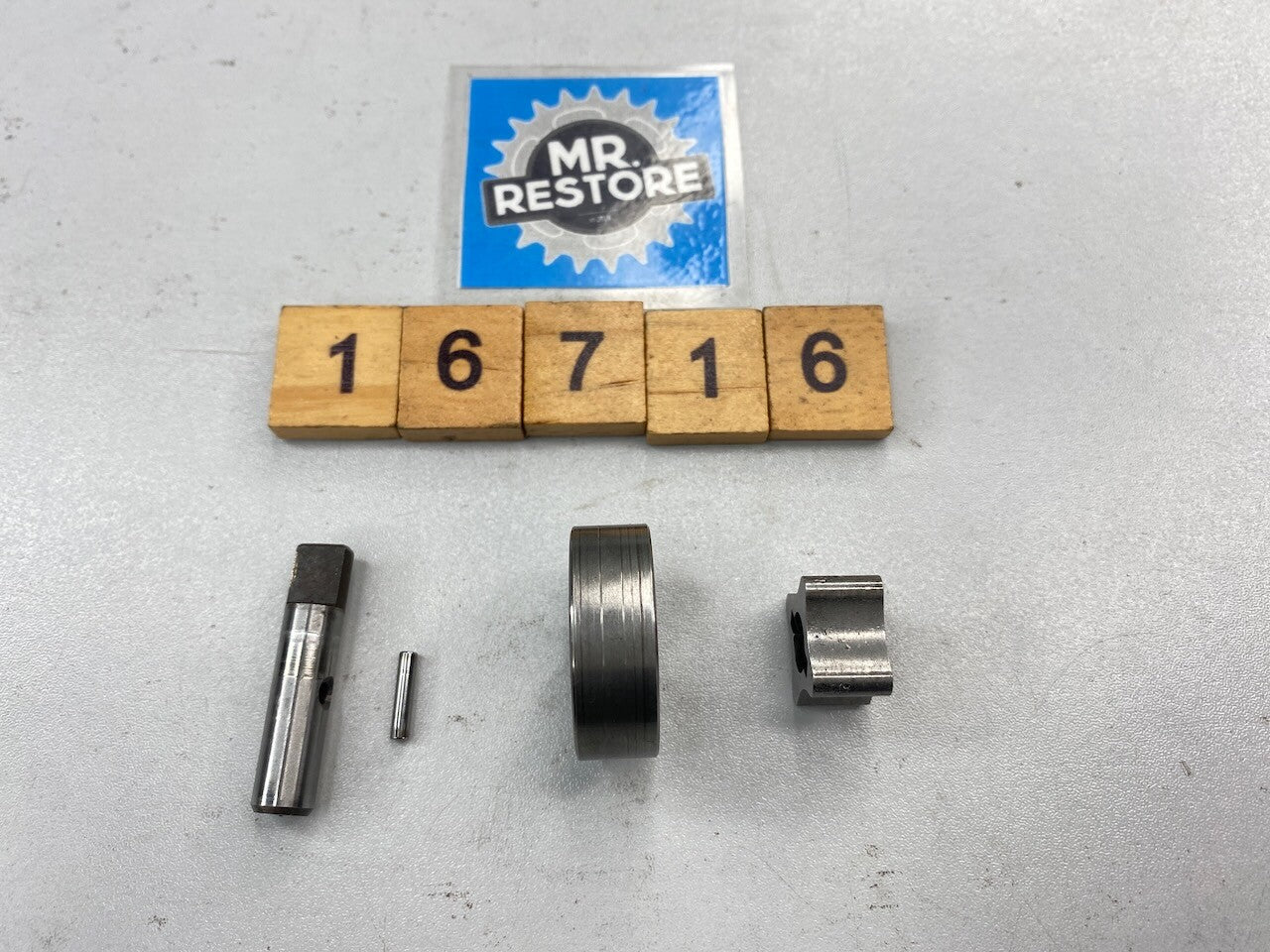 Suzuki RGV250 1989-96 Oil Pump Rotor Set 16410-12C00