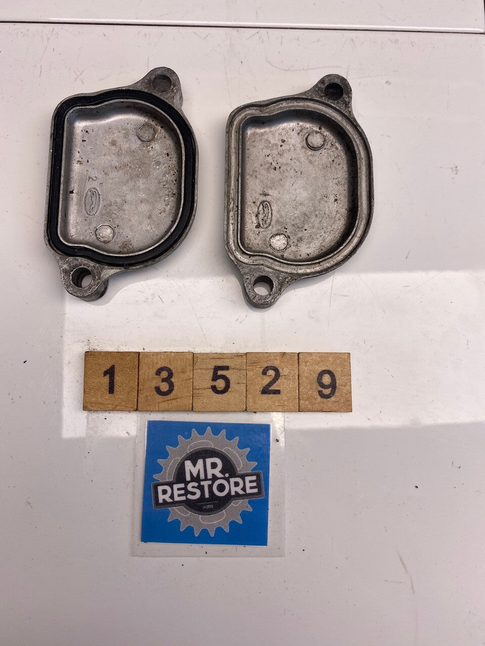 Suzuki GN250 GZ250 SP250 DR250 Inspection Caps x 2 11175-38202