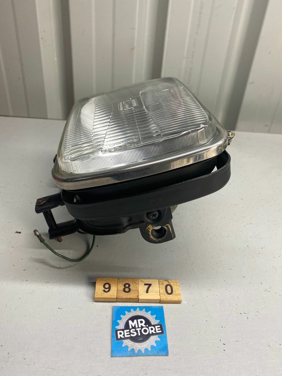 Honda VF1100 VT500 VF500 Headlight Assembly - VGC
