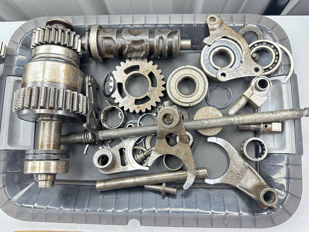 Honda CB900 F Boldor Transmission & Gear Selectors etc.