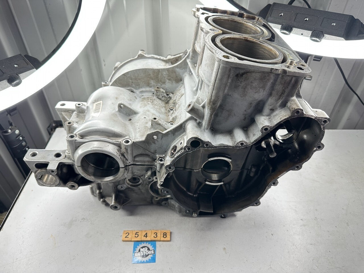 BMW F800S F800ST F800GT F800R F800GS Pair of Crankcases @ Standard 82mm