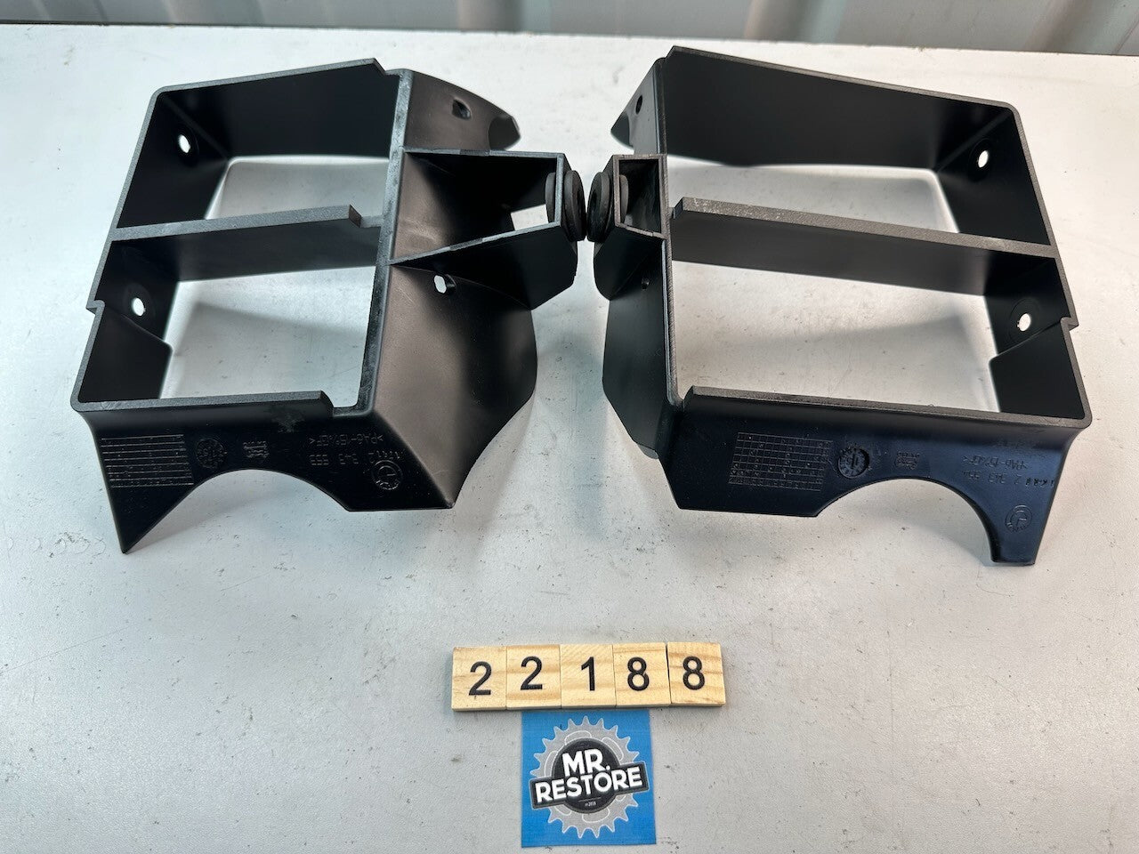BMW G650GS F650GS Radiator Air Duct Vents 17112343554  17112343553