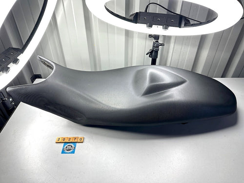 BMW F800S Bench Seat 7678600 in VGC
