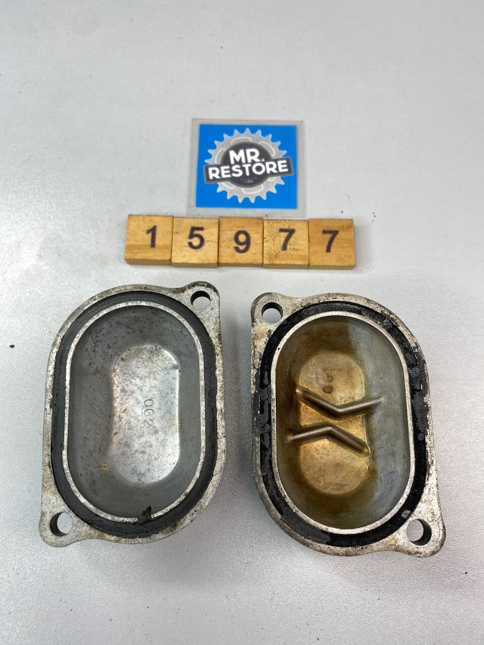 Yamaha XV1100 XV1000 Cylinder Head Covers x 2 