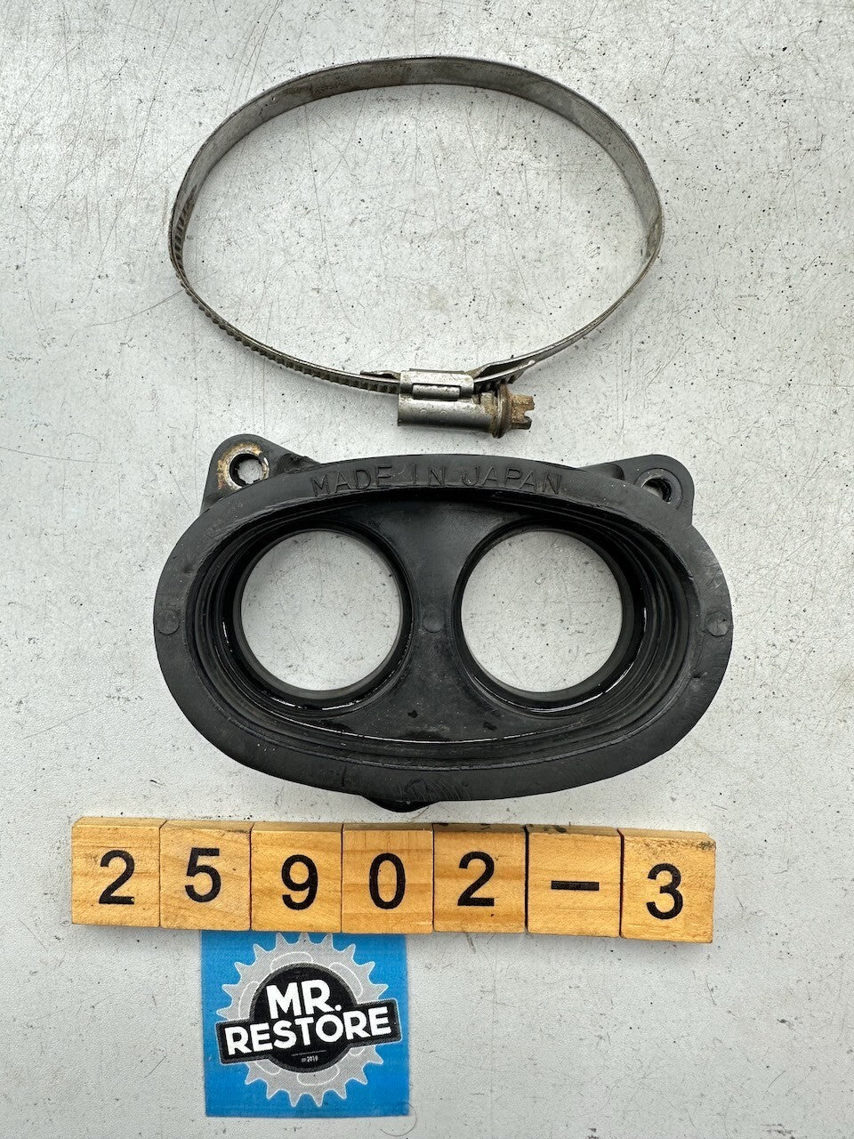 Kawasaki Z1300 KZ1300 '79-82' ZG1300 Carburettor Holder 16065-1016