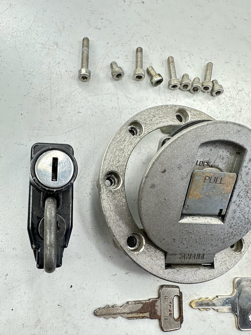 Yamaha TZR250 1986-88 1KT 2MA OEM Lock Set & Two Keys