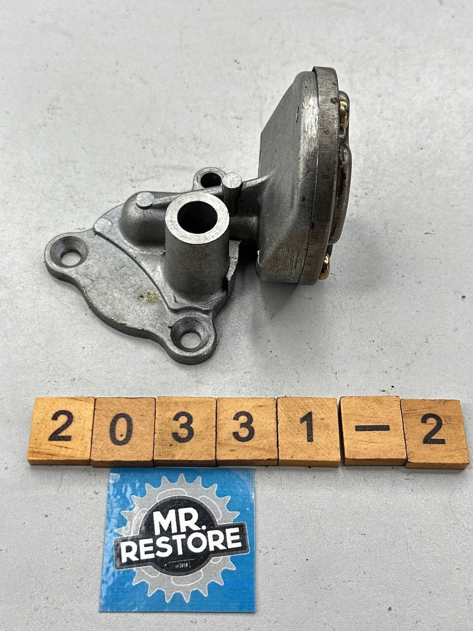 Suzuki DR350 '90-99' DR250 '90-95' Oil Pump Cover Housing 16431-14D01