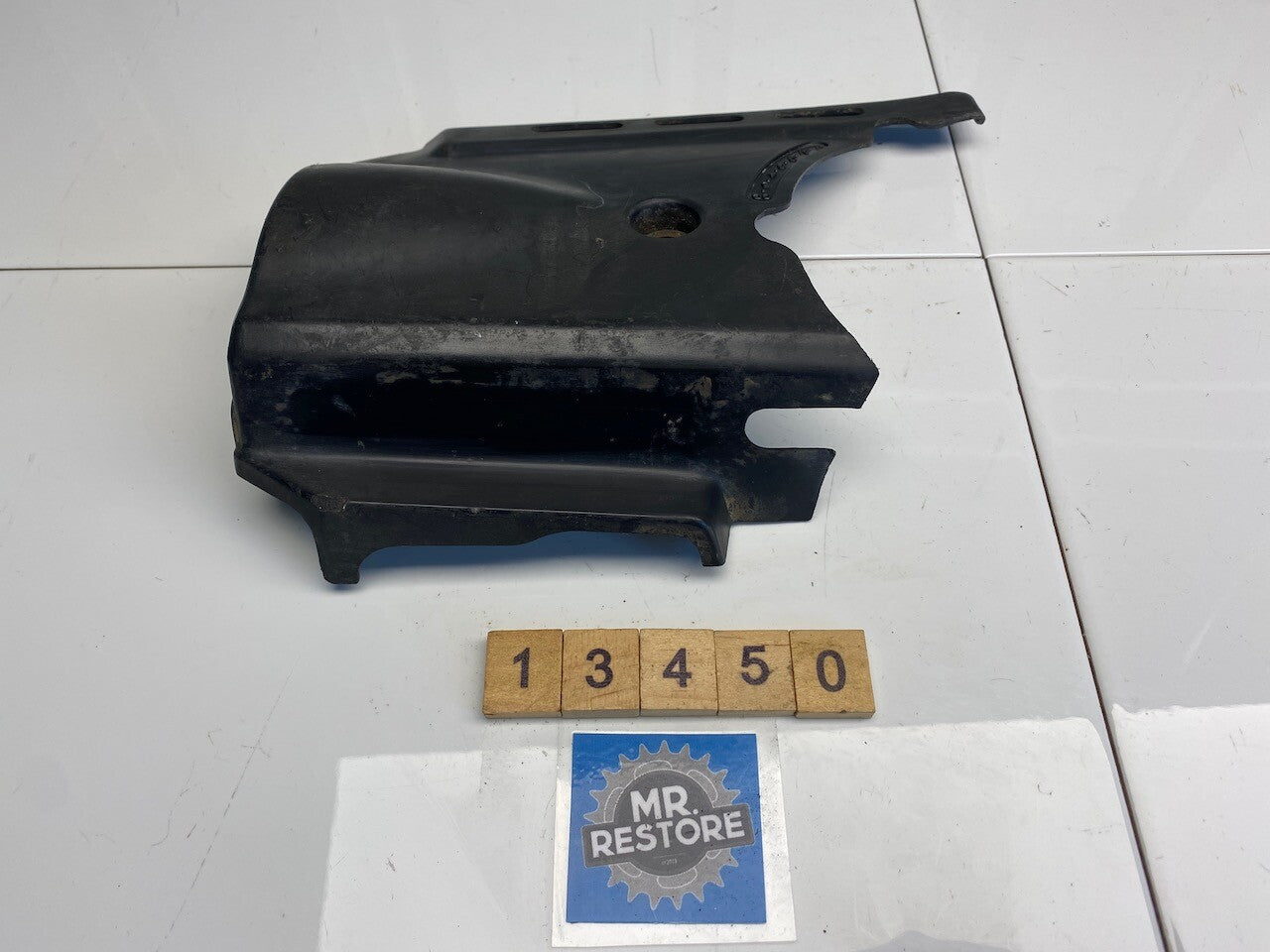 Honda VF750 Sabre V45 L/H Engine Side Water Pump Cover 11341-MB0-770