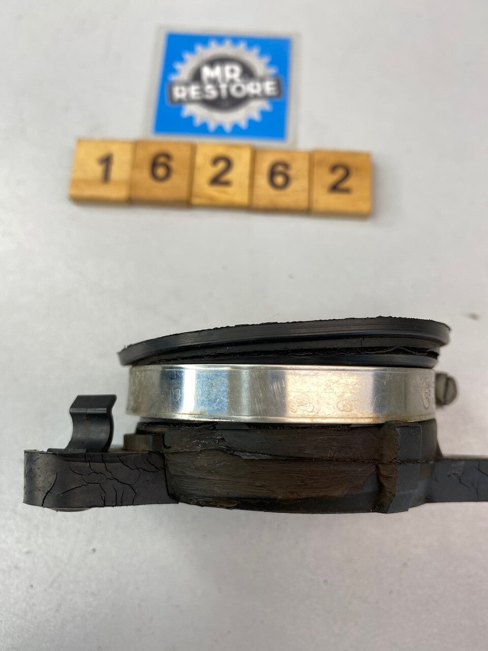BMW R1100R R1100GS R1200CL R850R L/H Inlet Manifold 11 61 1 340 769 