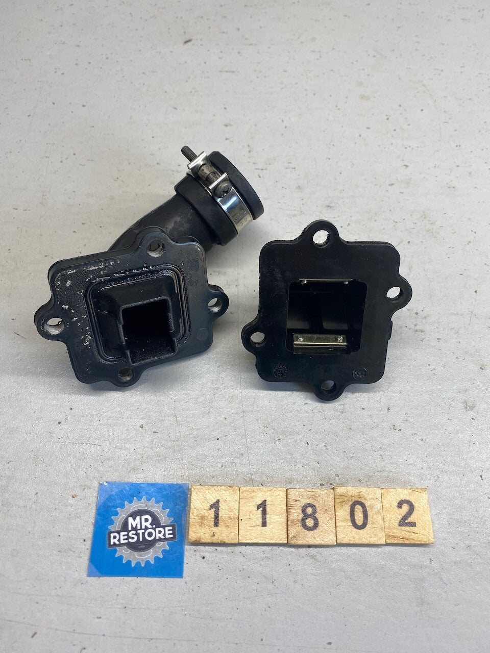 Aprilia SR50 Di-Tech Carburettor Holder Manifold & Reed Cage (from a low K bike)