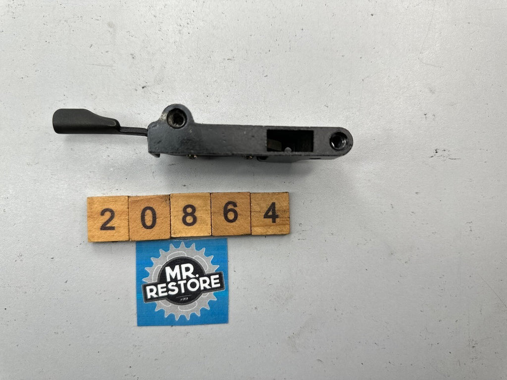 Yamaha FJ1200 FJ1100 Seat Lock Latch 36Y-24760