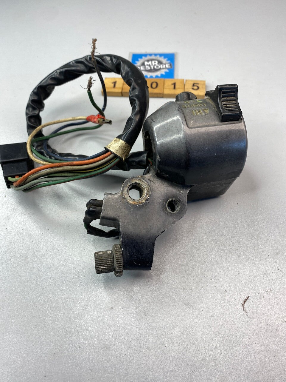 Honda CB250RS Left Hand Switch Block Clutch Perch Turn Pass Hi Lo Horn