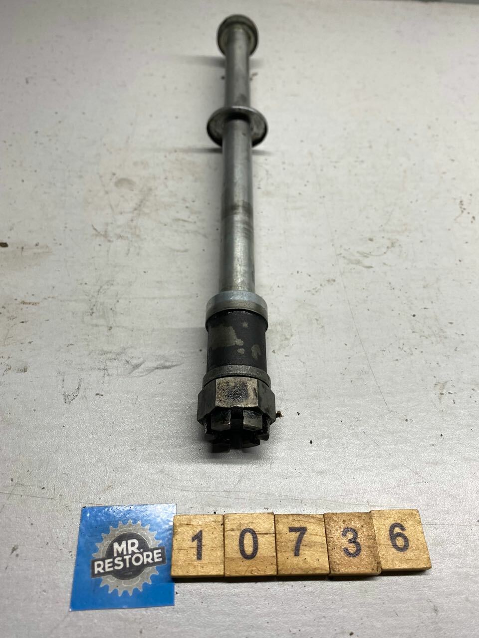 Kawasaki GT750 Z750P 1982 Front Wheel Axle Spindle, Spacers & Nut