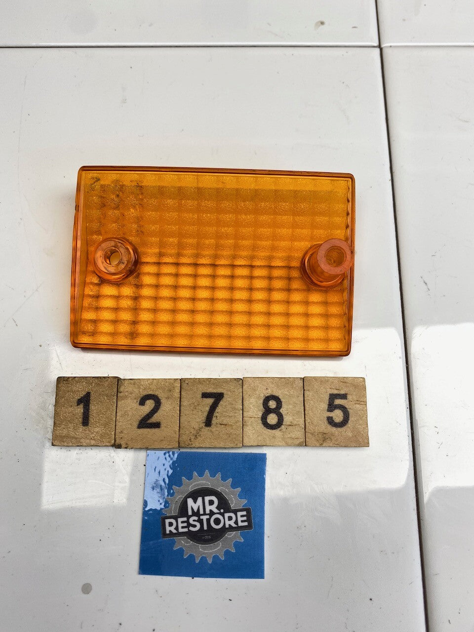 Yamaha XT RZ RD DT SR FZ OEM Original Imasen Indicator Lens 5Y1-83312