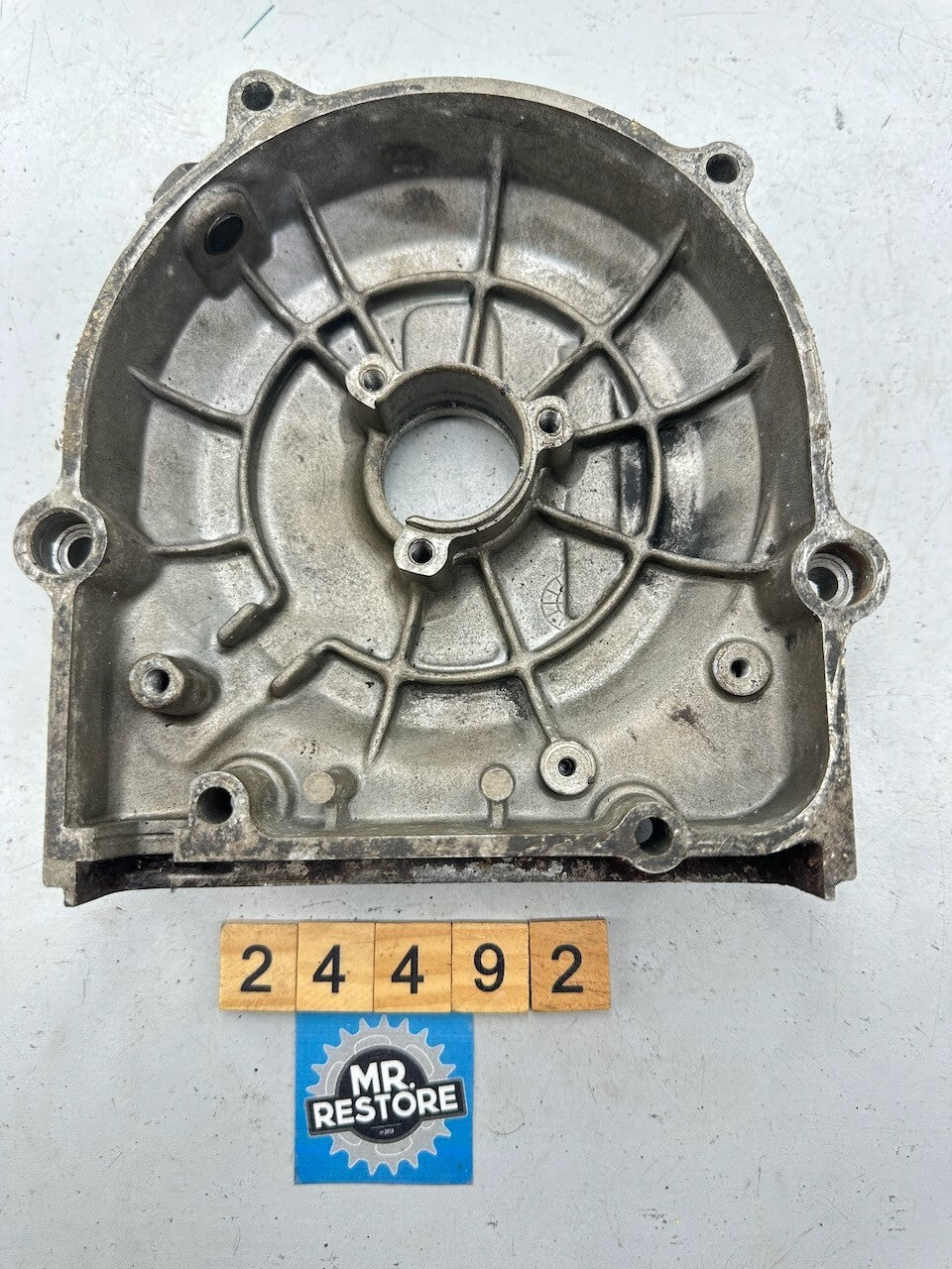 Suzuki DR250 '84-87' Magneto Stator Generator Cover 11351-38230