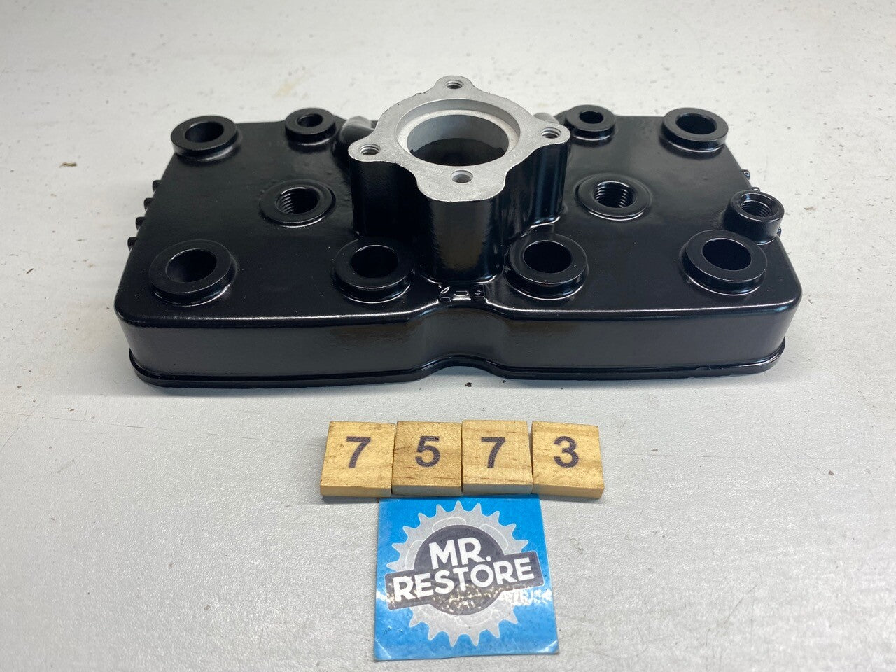 Suzuki RG250 Gamma Cylinder Head Mk2 (re-painted)