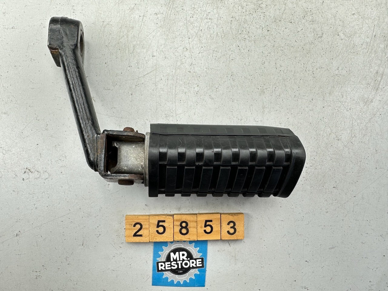 Kawasaki Z1300 KZ1300 Left Foot Rest Peg & Bracket 34028-1015
