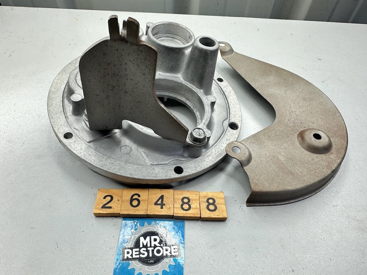 Honda CX500 '78-82' GL500 Transmission Holder Plate 11131-415  11131-415-000