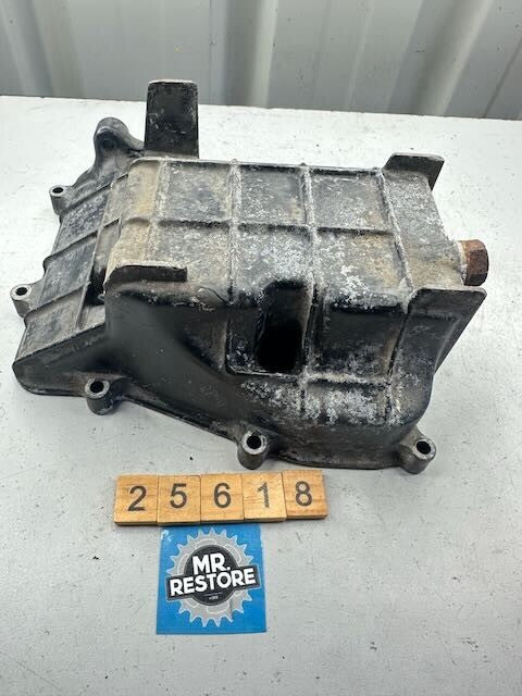 Honda VF1000F Oil Pan Sump 11210-MB6-P00