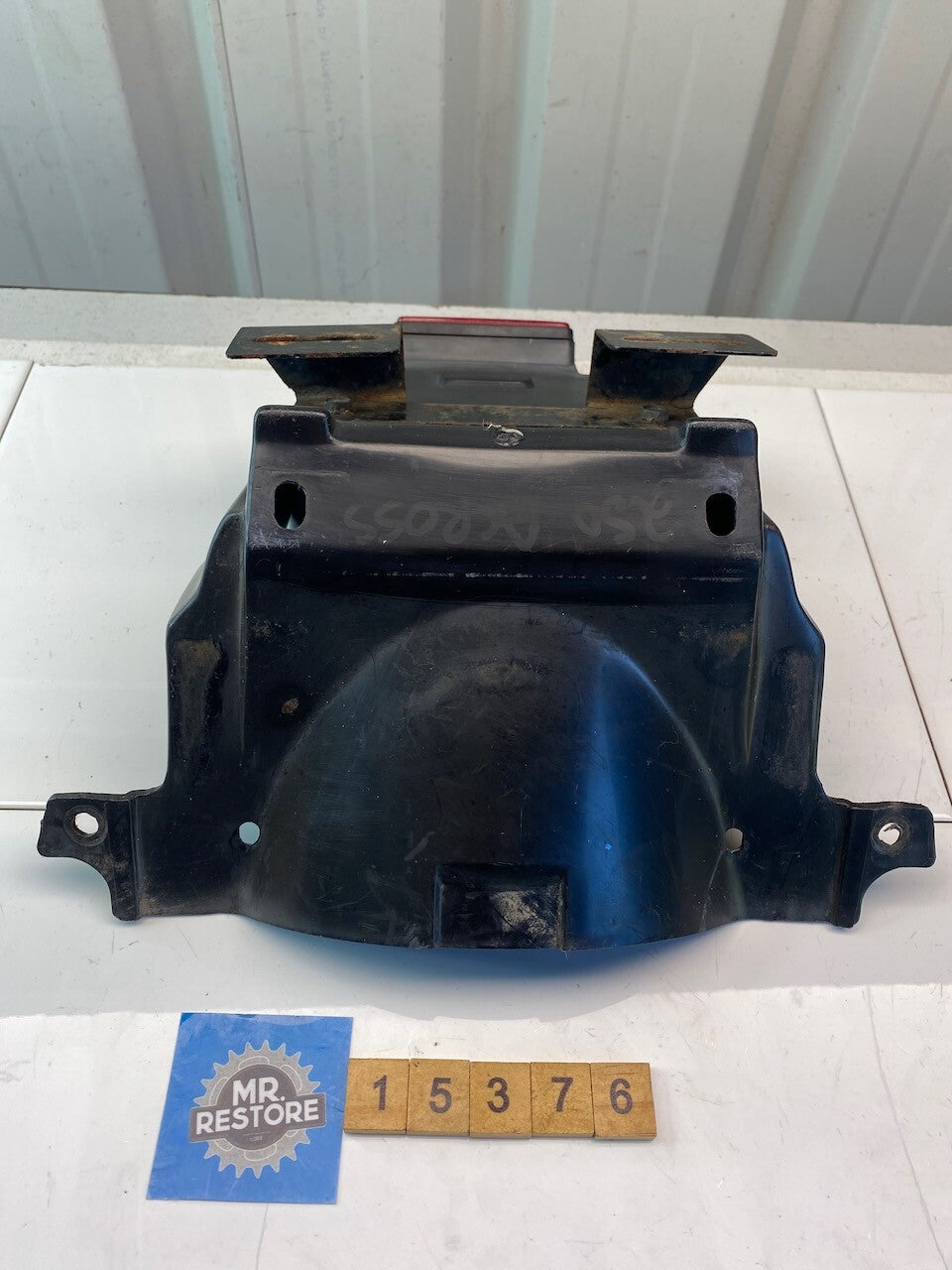 Suzuki GSX250F Across Rear Fender Mudguard License Plate Holder