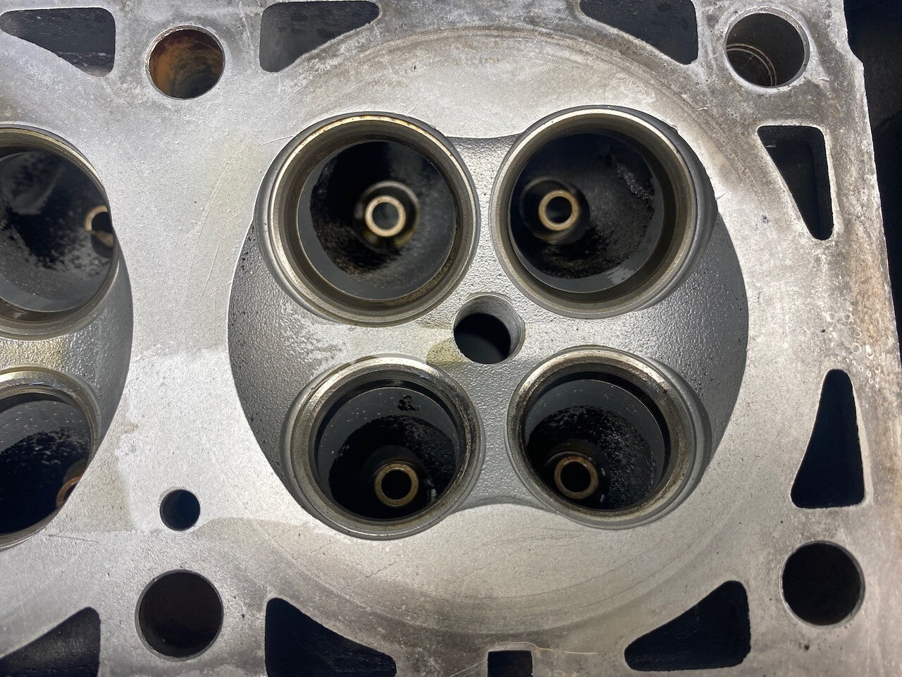 Triumph Tiger Speed Triple etc. 1990s Cylinder Head