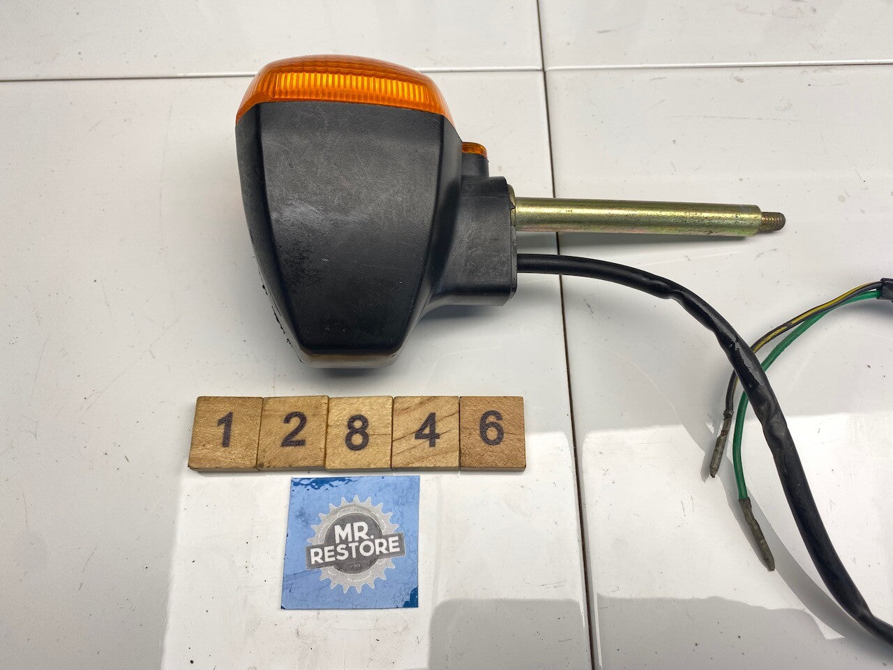 Yamaha R1 R6 YZF1000 YZF600 YZF750 R/H Rr OEM Indicator (Tested) 4JH-83340-20