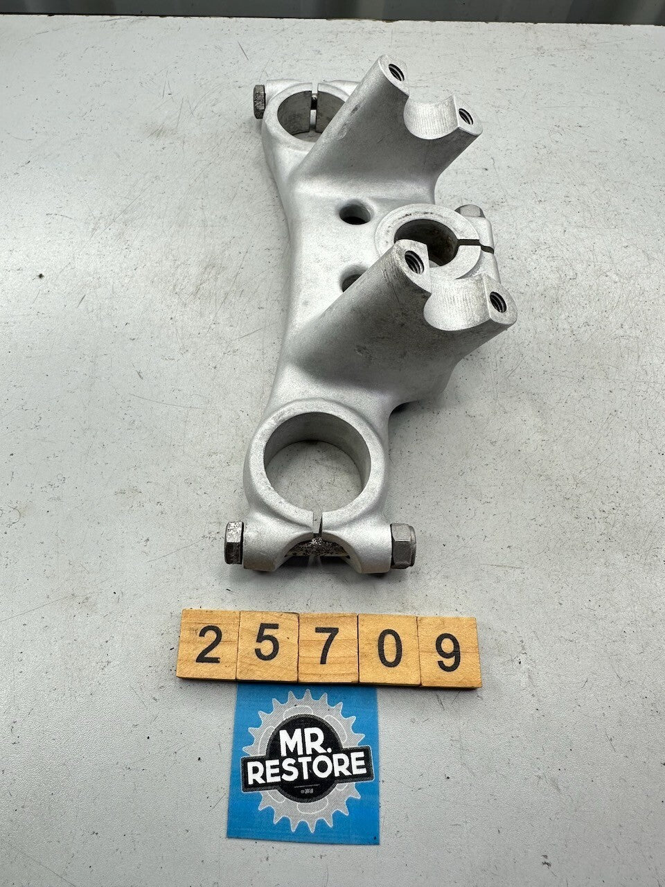 Yamaha TY250 1974-77 Upper Triple Tree Fork Clamp 434-23345