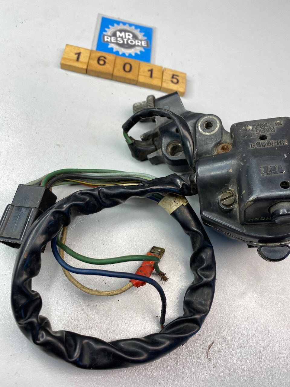 Honda CB250RS Left Hand Switch Block Clutch Perch Turn Pass Hi Lo Horn