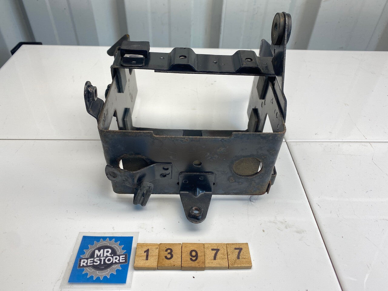 Suzuki GSXR1100 86-88 Battery Holder Box 41540-06B00