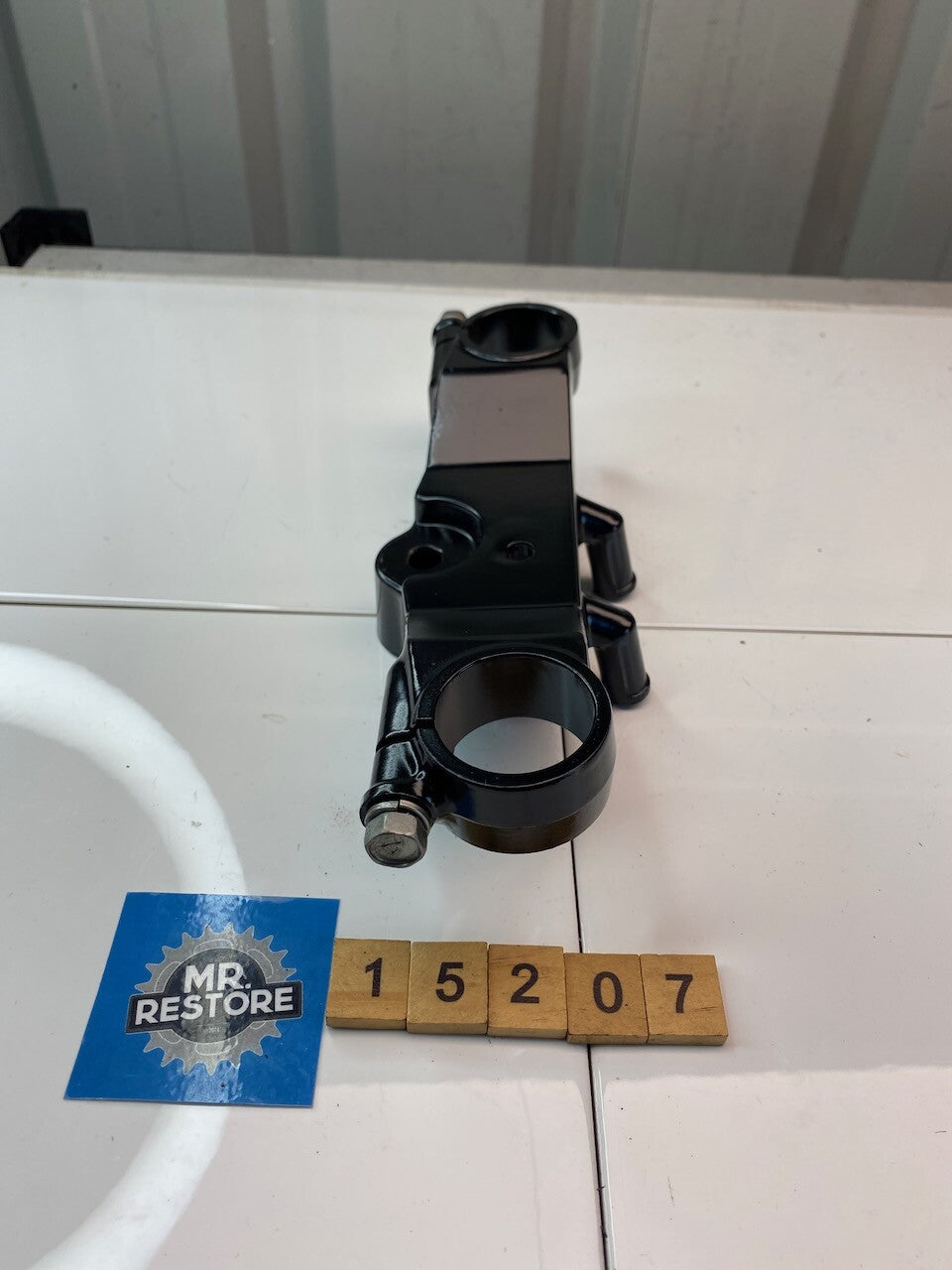 Suzuki RG250 Steering Stem Head 1986 Re-painted