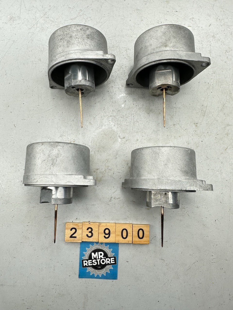 Honda CB900F Boldor Set of Carburettor Vacuum Pistons, Caps & Needles