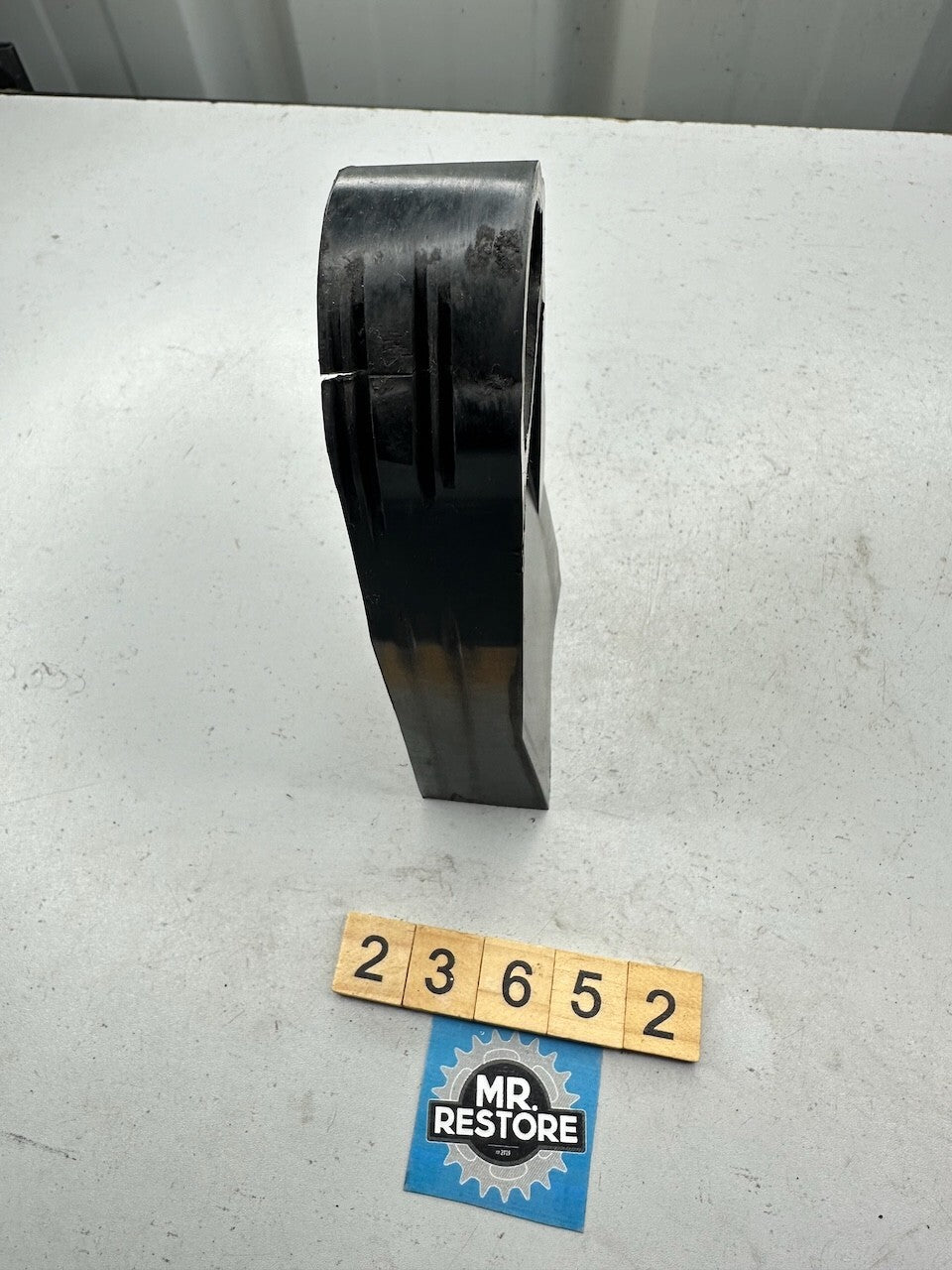 Kawasaki ZZR250 EX500 EX400 EX250 GPZ500 GPZ400 EL250 Chain Slider 55020-1218