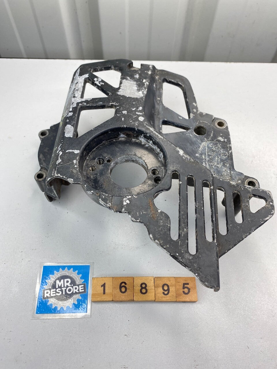 Suzuki GSXR400 1984-85 Engine Sprocket Cover 