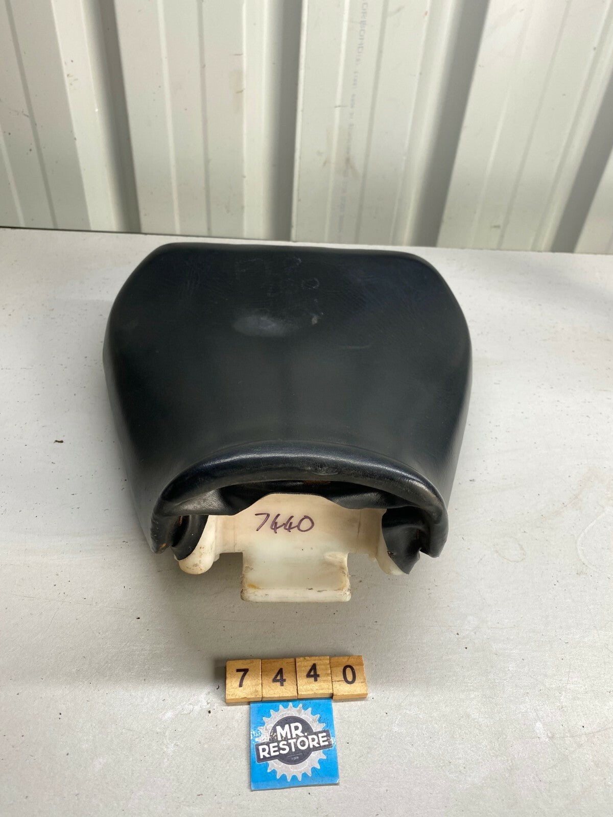 Yamaha FZR250 3LN Riders Pilot Seat 3LN-24712-00