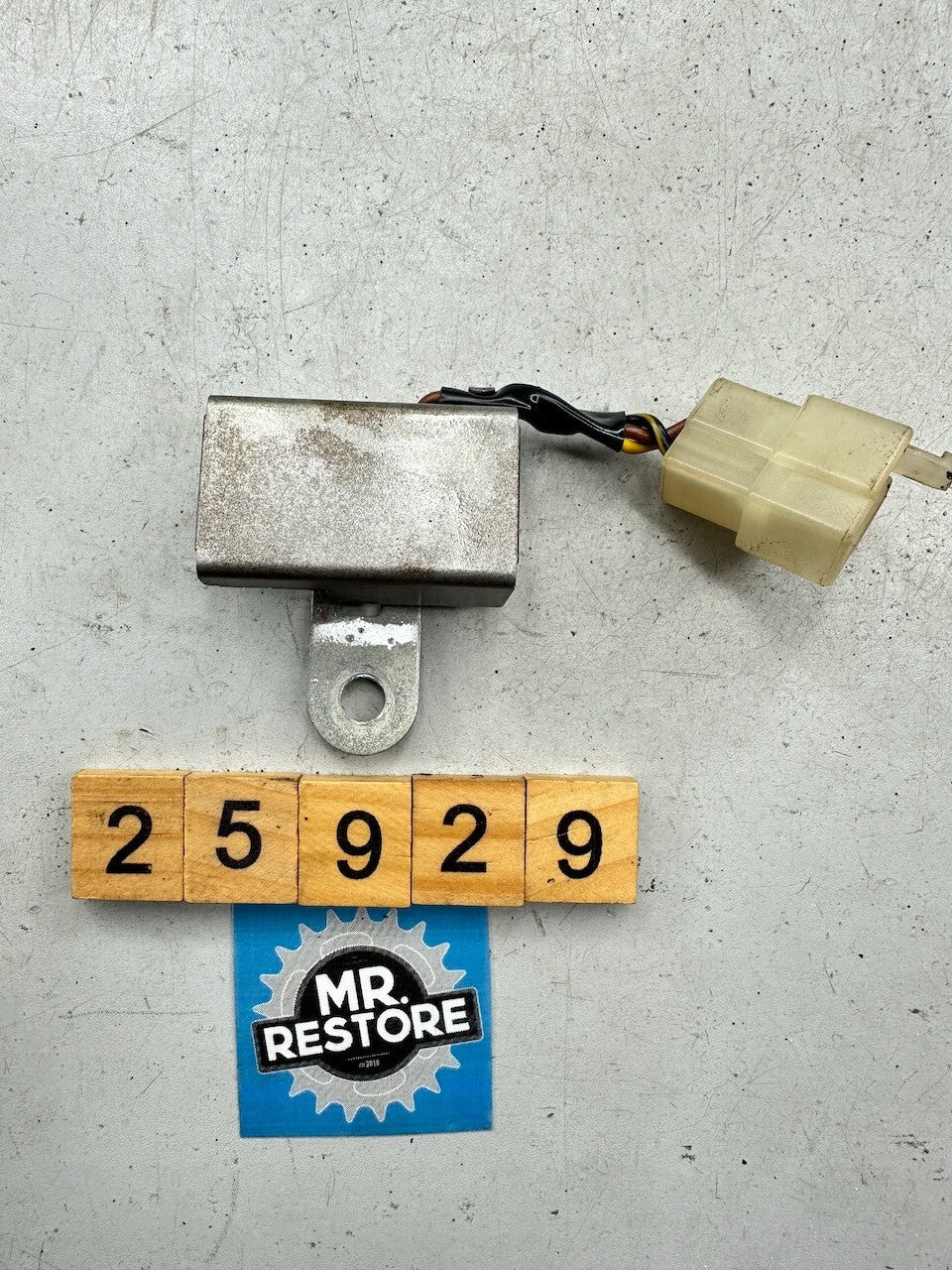 Kawasaki Z1300 KZ1300 '79-82' ZG1300 OEM Voltage Regulator 21066-1006