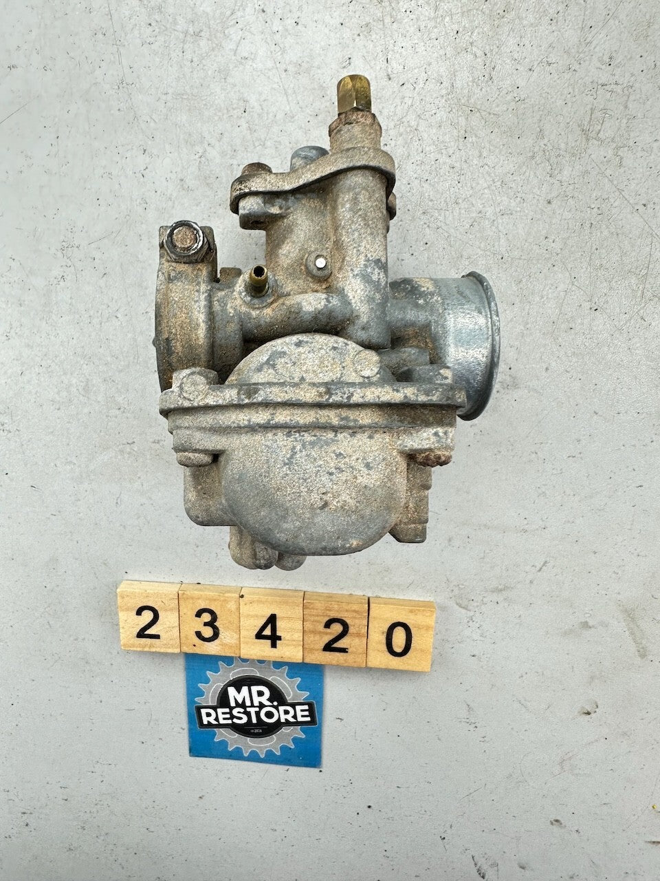 Yamaha V90 T OEM Mikuni Carburettor Carb (Fully functional)