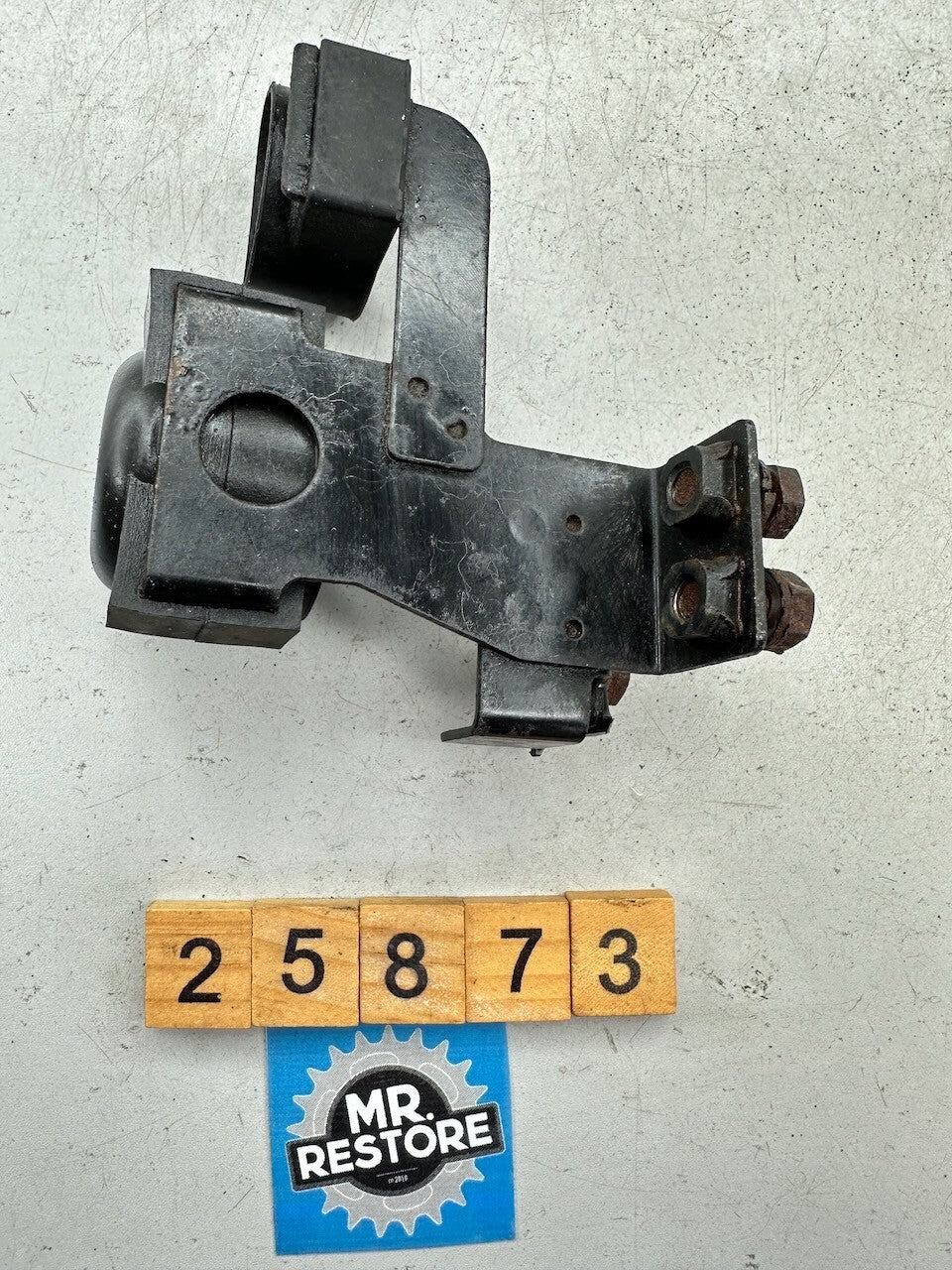Kawasaki Z1300 KZ1300 Starter Solenoid Bracket 11034-1316